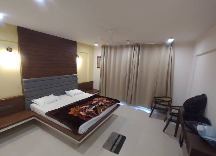 Super Deluxe Room